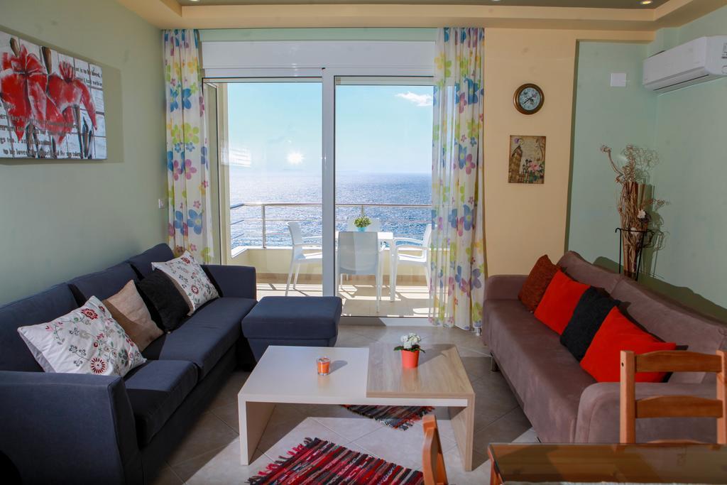 Blue Sea Apartments ساراندا المظهر الخارجي الصورة