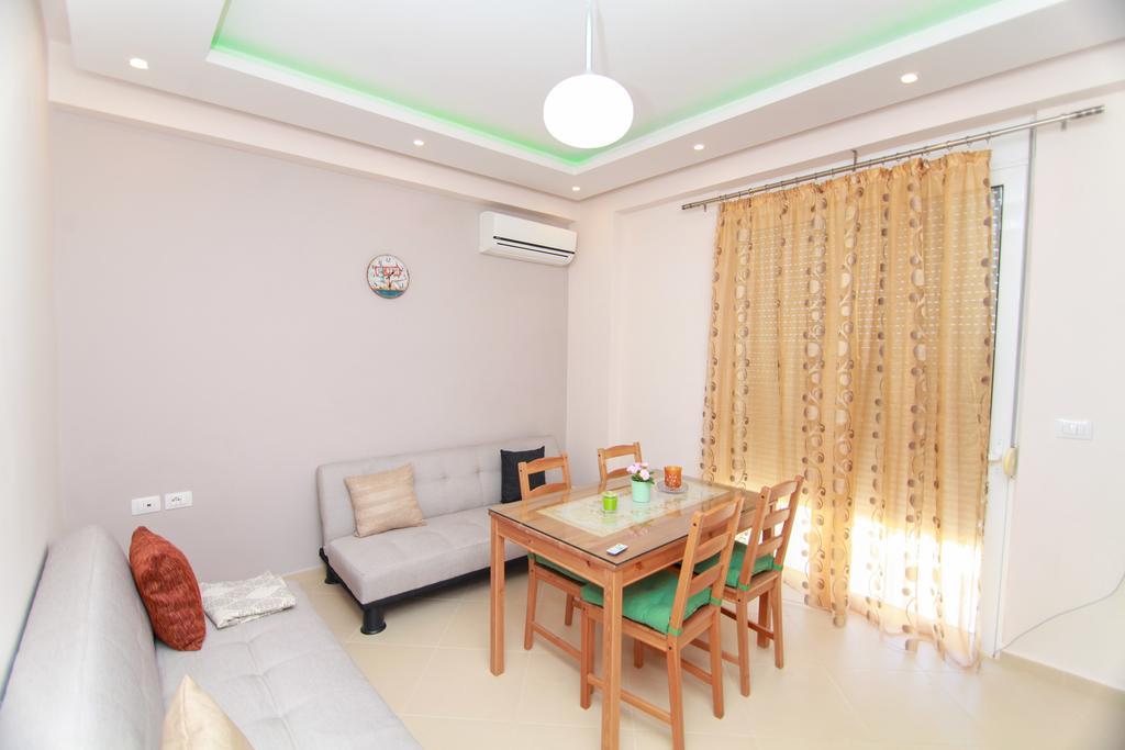 Blue Sea Apartments ساراندا المظهر الخارجي الصورة