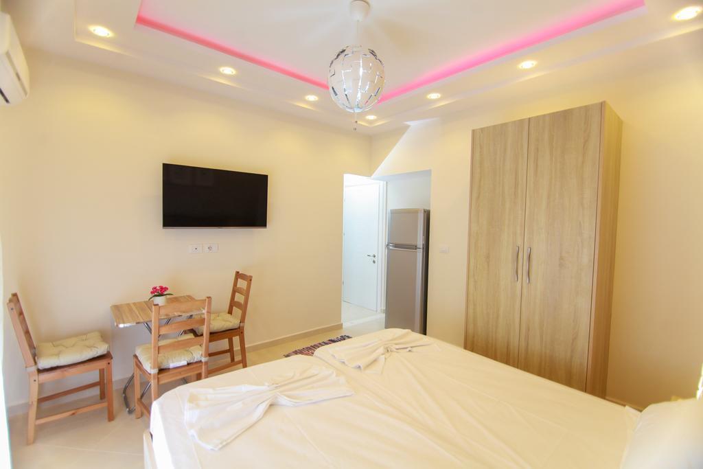 Blue Sea Apartments ساراندا المظهر الخارجي الصورة